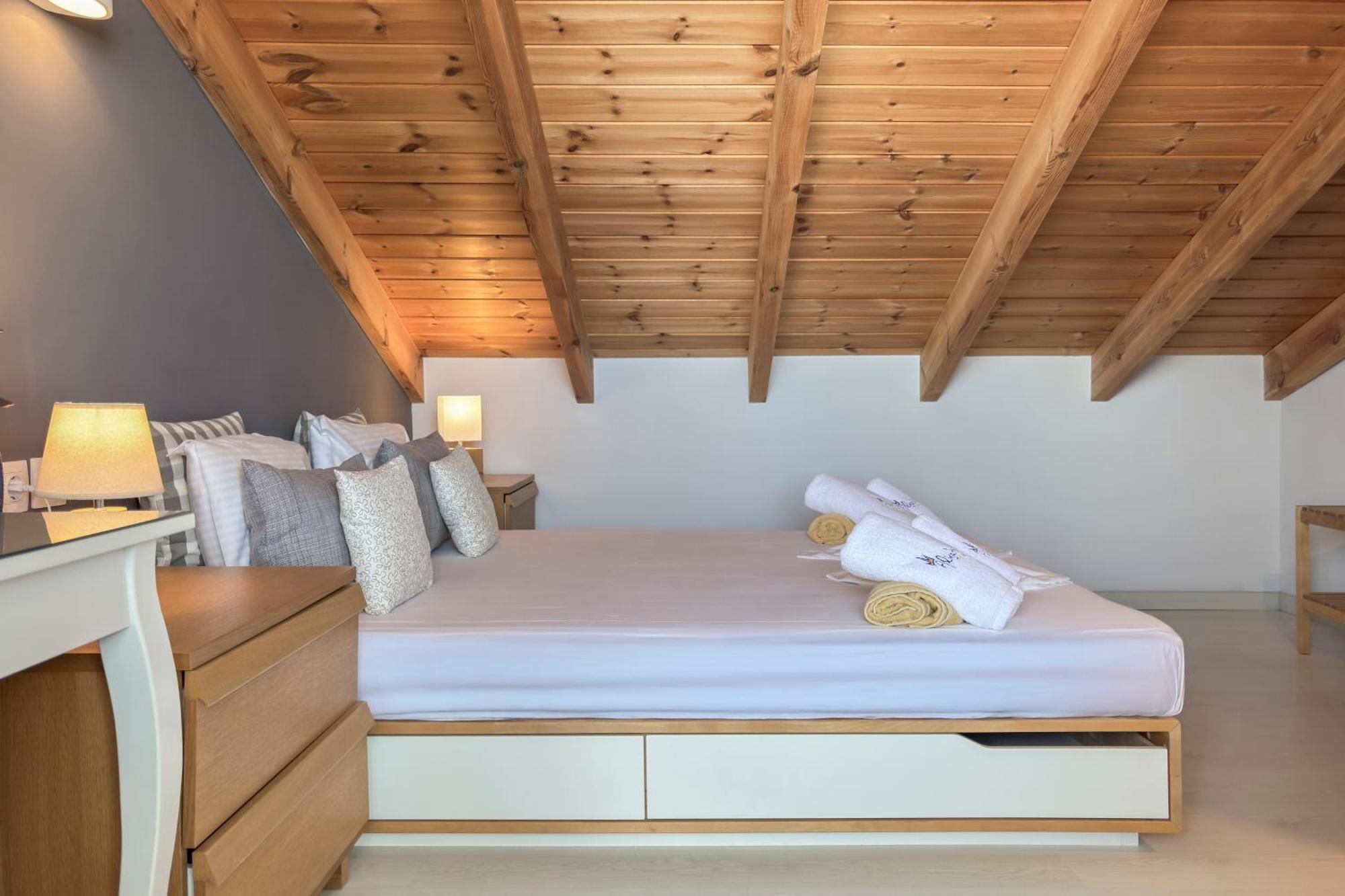 קאטו דרטסו Alisahni Villa & Suite מראה חיצוני תמונה